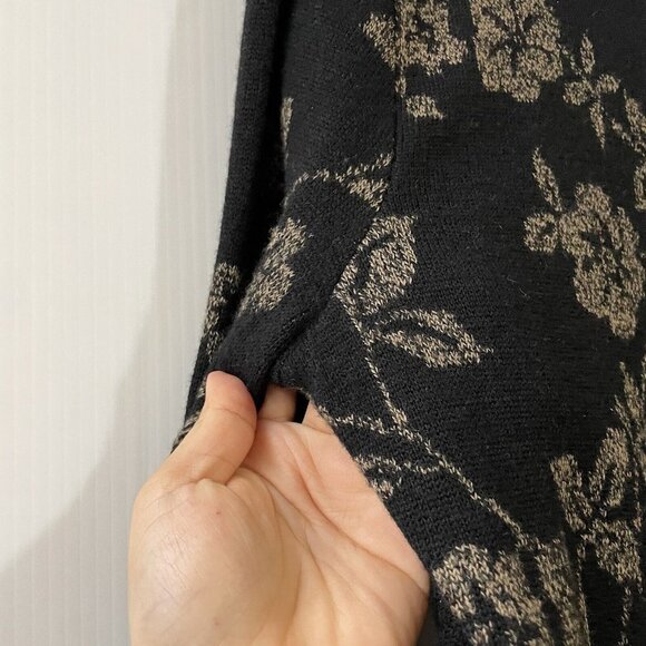 VTG Talbots Size S Black Gold Floral 100% Merino Wool Cardigan w/ Frog Closure - Picture 14 of 16